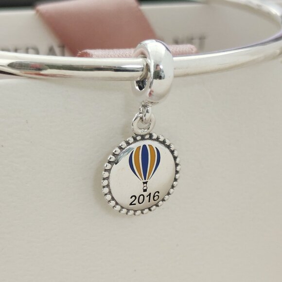 Pandora 2016 World Hot Air Balloon Exclusive Dangle Charm with box - Picture 4 of 7